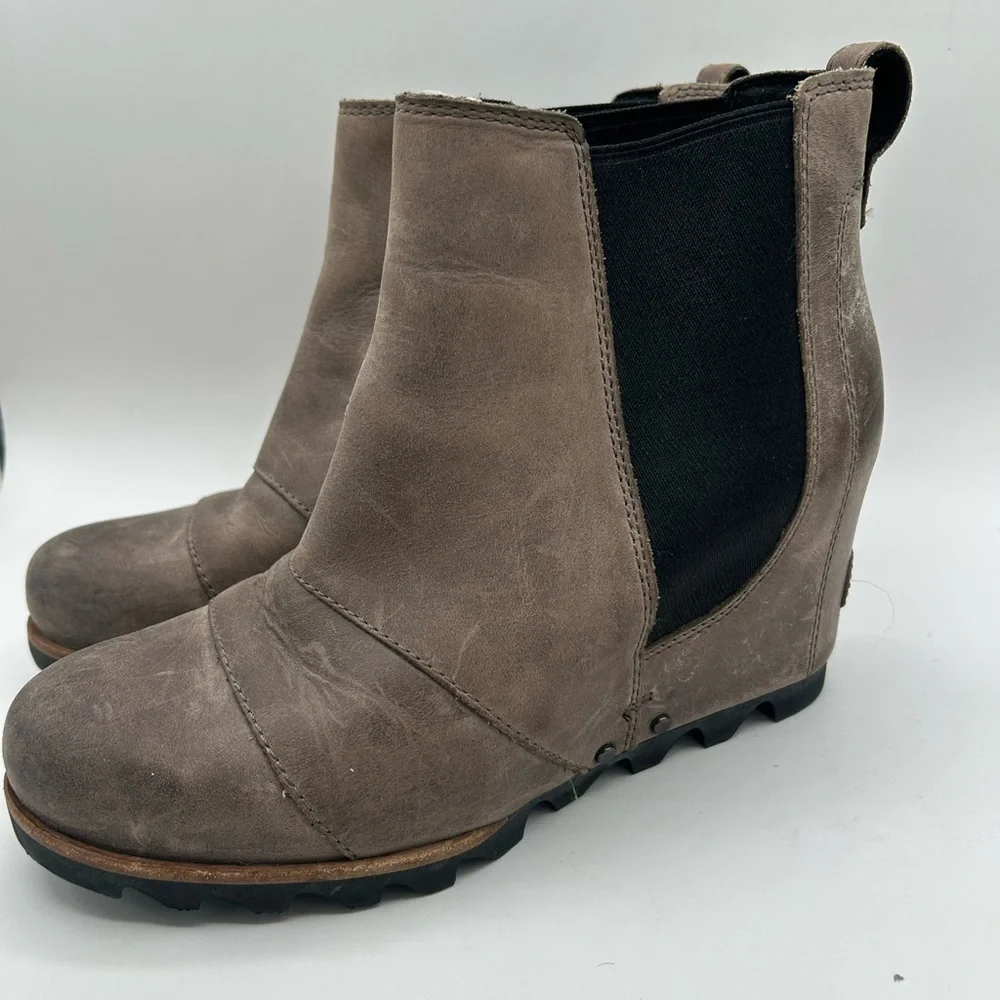 Sorel Lea Ankle Boots Wedge Heels Leather Pull On Gray Women's Size 7 US booties